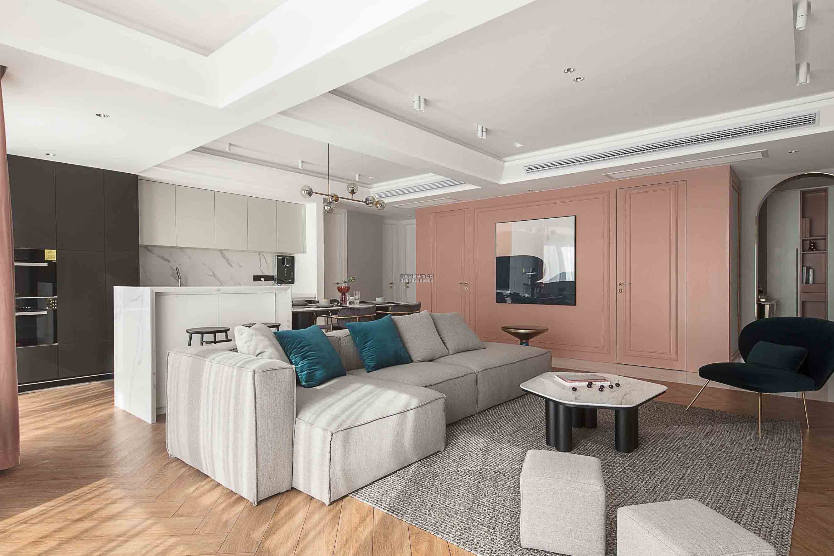 愛(ài)麗絲粉色住宅空間裝修設(shè)計(jì)風(fēng)格